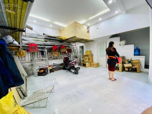 Bán nhà Làng Cót - Giáp mặt phố Hạ Yên Quyết Cầu Giấy kinh doanh sầm uất, giá 3,7 tỷ