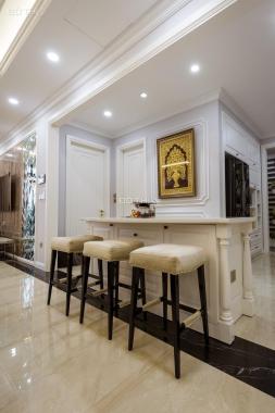 Cho thuê CHCC Vinhomes Nguyễn Chí Thanh - Đống Đa, Hà Nội, 130m2, 3 ngủ sáng, đủ đồ đẹp, giá tốt