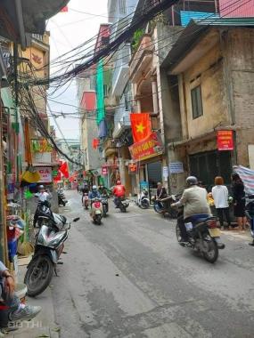 Bán nhà Nguyễn Xiển quận Thanh Xuân, cách phố 15m, mặt ngõ ô tô tránh, DT 69m2. Gía 8 tỷ có bớt