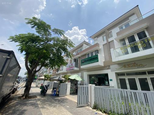 Bán nhà 3 lầu MT Liên Phường, Phước Long B, Q9, 230m2 đất/28.5 tỷ, sổ đỏ cá nhân. LH: 0906997966