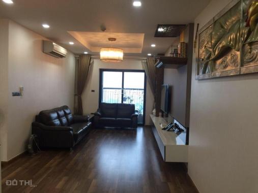 Cắt lỗ căn 3PN, 121m2, cho thuê giá 14 triệu/th ở chung cư Goldmark City, quan tâm ib e ạ