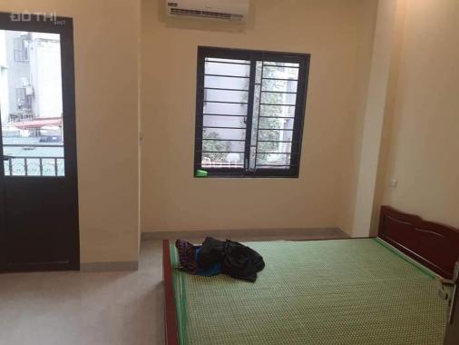 Bán nhà ngõ 300 Nguyễn Xiển, tự xây, 5 tầng đủ, 4PN khép kín mặt tiền rộng, KD nhỏ. Giá 2.6 tỷ