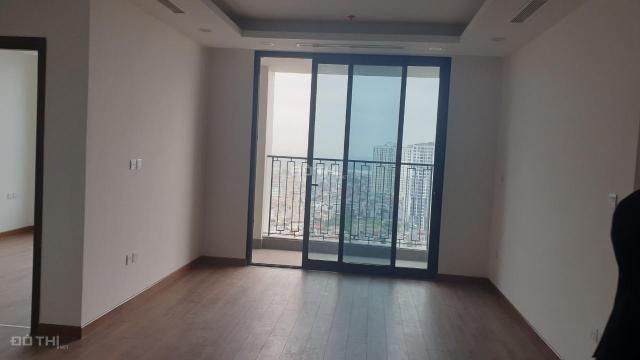 Bán gấp căn góc số 01, DT 76m2 tòa C chung cư Intracom Đông Anh, 1,75 tỷ (có gia lộc) 0912700518