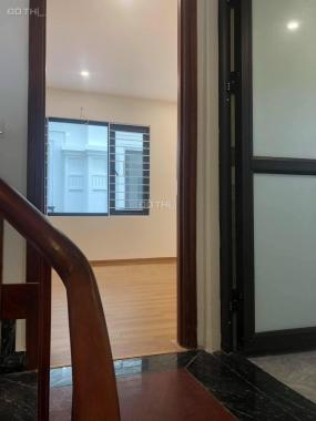 Nhà đẹp Thạch Bàn, 2 mặt thoáng, 4 tầng, ngõ 2.5m, chỉ 2,16 tỷ