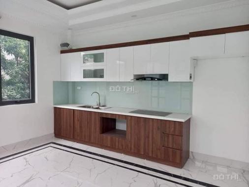 Nhà siêu đẹp Sài Đồng, 6 tầng, 43m2 mà chỉ 3.280 tỷ view hồ, Vinhomes