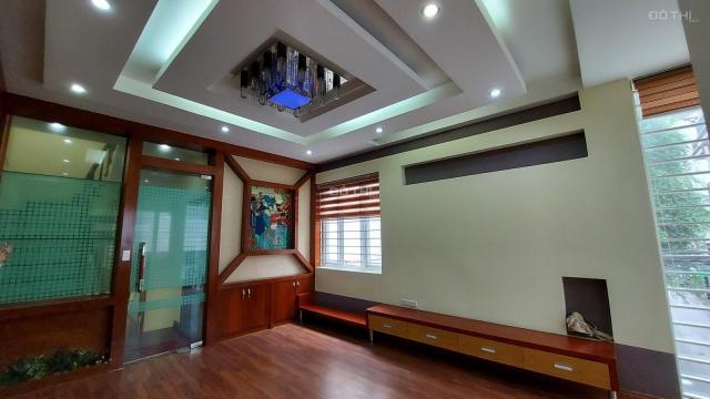 MP Nguyễn Khang lô góc kinh doanh bất chấp mọi loại hình nhà đẹp giá tốt 55m2x5T, 11 tỷ 0986073333