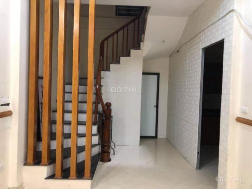 Nhà đẹp - giá rẻ - Chỉ 2,7 tỷ nhà 5 tầng 35m2 nhà mới tinh tại Hoa Lâm Phố