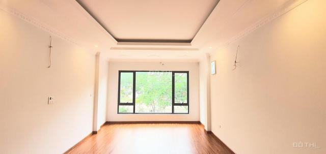 Bán nhà phố Bờ Sông Sét gần 50m2, 6 tầng (4 tầng thông sàn + 2 tầng căn hộ vip), vỉa hè rộng 9.8 tỷ