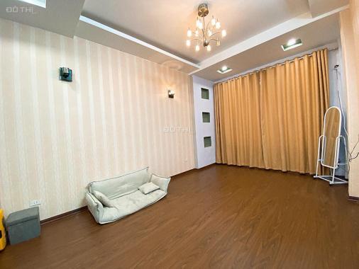 Siêu phẩm nhà phố Khương Đình 38 m2, cạnh Royal City