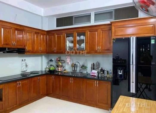 Bán gấp nhà phố Lý Nam Đế 72 m2, 4T, MT 5 mét, phân lô, ô tô, 13.45 tỷ LH 0988766828