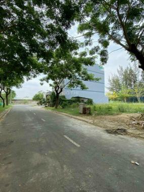 Bán biệt thự khu dân cư Phú Xuân Nhà Bè, DT 7x22m, 3 lầu. Giá 8,3 tỷ