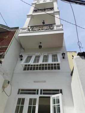 Bán nhà đường Thích Quảng Đức, quận Phú Nhuận, giá chỉ 4 tỷ 5 thương lượng