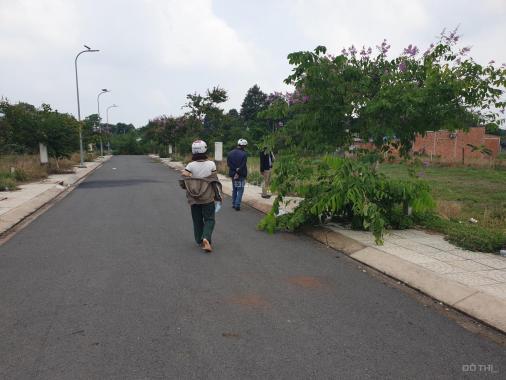 Bán đất thổ cư chính chủ Nguyễn Thị Lắng giao thông thuận tiện xung quanh nhà dân hiện hữu