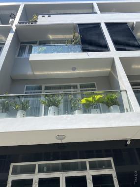 Nhà thuê HXH Huỳnh Tấn Phát Q7 - 5.5 x 12m + 3 tầng - giá thuê rẻ 13 triệu/tháng