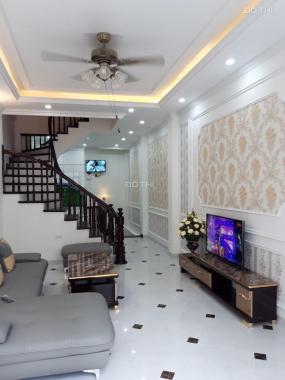 Siêu hot, nhà Cầu Bươu 38m2*5 tầng*4 ngủ, view vườn hoa, ô tô vào nhà, chỉ 3.6 tỷ, LH 0905988838