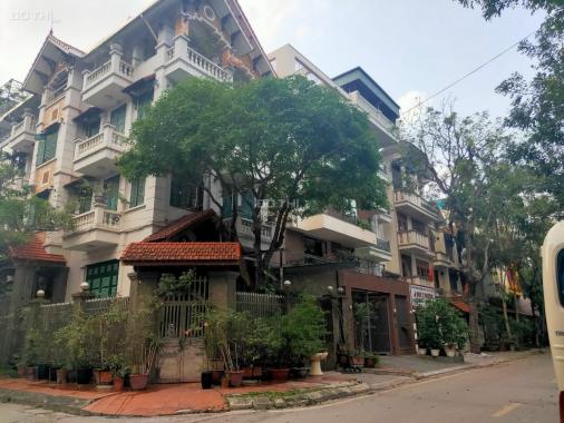 Bán nhà mặt phố Tô Ngọc Vân 180m2 - MT 15m - Lô góc - Kinh doanh: giá 60 tỷ