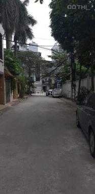 Bán đất ngõ 560 Nguyễn Văn Cừ, phường Gia Thụy, quận Long Biên 40m2, MT 5m, ô tô 7 chỗ qua