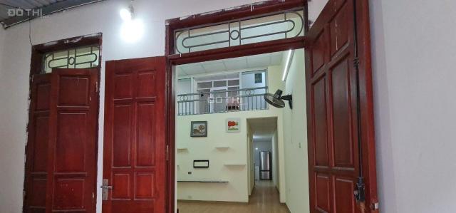 Cho thuê nhà nhà Đầm Hồng (Ngõ 93 Hoàng Văn Thái), 55m2 x 2 tầng, ô tô 7 chỗ. ĐH, NL, TL, MG