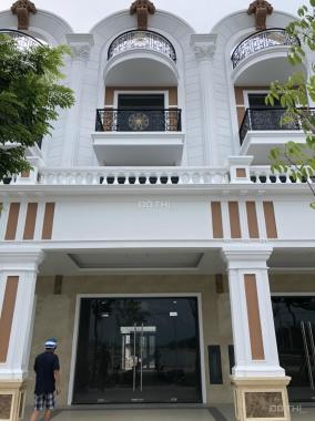 Bán gấp shophouse khu đô thị Phú Cường 5x24m, 3 lầu, giá 4.9 tỷ view Hồ Sen rất đẹp nhà thô