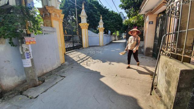 Chỉ 1 tỷ 350 triệu, có ngay 33 m2 đất Yên Nghĩa, ô tô vào tận nhà