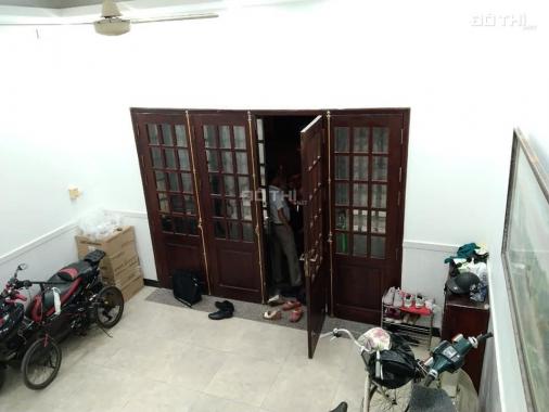Hiếm! Nhà đẹp phân lô - ô tô - vỉa hè - tại phố Trần Quốc Hoàn: 56m2, 5T chỉ 9.5 tỷ