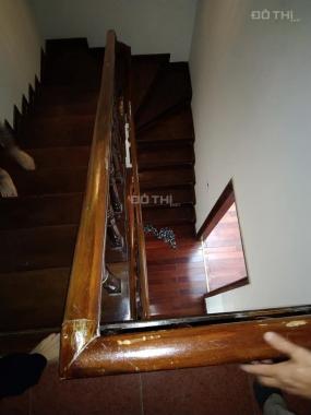 Hiếm! Nhà đẹp phân lô - ô tô - vỉa hè - tại phố Trần Quốc Hoàn: 56m2, 5T chỉ 9.5 tỷ