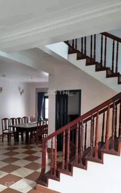 Bán 130m2 nhà Ngọc Thụy, biệt thự 3 tầng trên đất, chỉ 10,8 tỷ. LH 0966544988