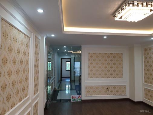 Bán nhà Hồng Tiến, Long Biên 62 m2, 5 tầng, ô tô vào, thang máy 7.8 tỷ