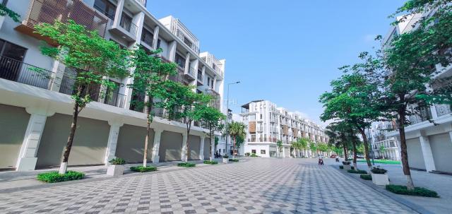Bán nhà mặt phố KĐT The Manor Central Park Nguyễn Xiển - DT 75m2 - giá rẻ 22.3 tỷ - full nội thất