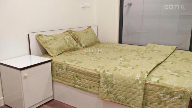Cho thuê gấp căn hộ Golden Land giá rẻ 11triệu/tháng, 100m2 full đồ tiện nghi