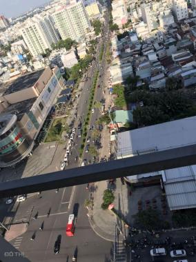 3PN, full nội thất, 2 view thoáng, 25 triệu/th, Sunrise City. LH: 09.3456.9063