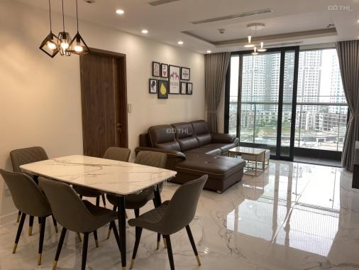 Nhà em cho thuê căn hộ 155m2, 3PN full đồ giá 16tr/th chung cư cao cấp Ngọc Khánh Plaza