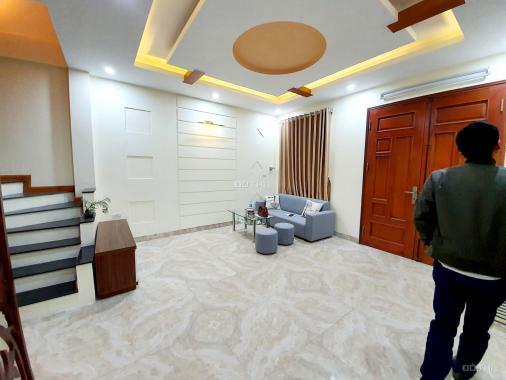 Chính chủ bán nhà riêng tại Phú Đô DT 38m2 xây 4.5 tầng ngõ rộng, giá 2,99 tỷ