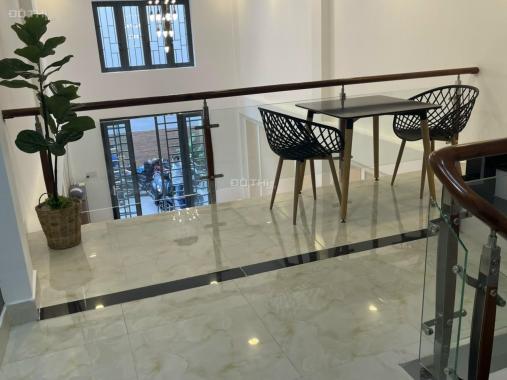 Bán nhà hẻm 3 Thành Thái, khu vip 560, 108m2 công nhận 4.2x24m sân rộng bao la