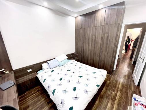 Nhà riêng ngõ 64 Quan Nhân - Đẹp - nội thất ở ngay: 40m2, 5T, 4.3 tỷ