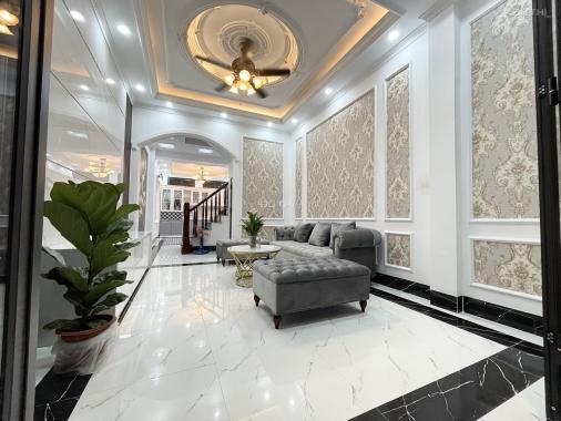 Bán nhà đẹp ở luôn ngõ 129 Nguyễn Trãi 4 tầng 55m2 cách ô tô 10m giá 5,3 tỷ. LH 0912442669