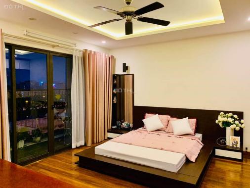 Cho thuê căn hộ 3 ngủ view hồ, full đồ chung cư  D’. Le Pont D’or - 36 Hoàng Cầu giá rẻ