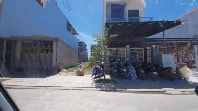 Bán đất tại đường Phan Long Bằng, Phường Lê Hồng Phong, Quảng Ngãi, Quảng Ngãi DT 99m2