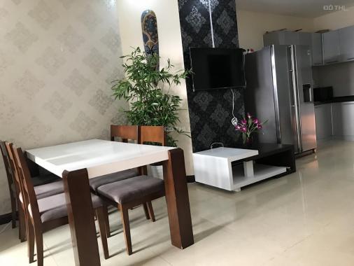 Cần bán CC Royal City, căn góc, 3 phòng ngủ full nội thất đẹp đúng như hình