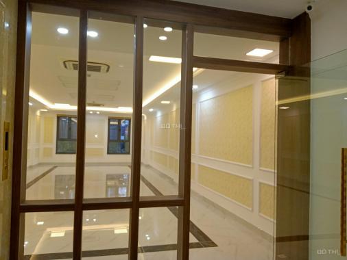 Bán nhà mặt phố Xã Đàn, Đống Đa, 8 tầng thang máy, 135m2, MT 7m, cho thuê 3 tỷ/năm, hơn 60 tỷ