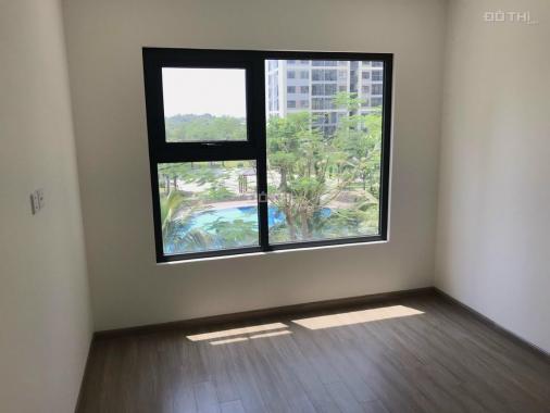 Bán căn hộ quận 9, 2pn +, 69m2, giá 3,3 tỷ bao thuế, Vinhomes Grand Park. Lh 0907782122 Vân