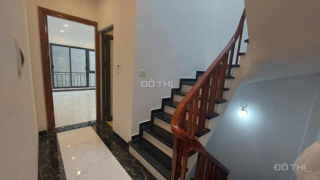 Bán nhà 36m2 x 3 tầng, ô tô đỗ cửa, phường Biên Giang giá 1.53 tỷ