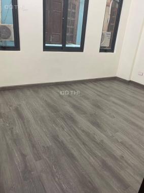 Bán nhà Linh Đàm, Hoàng Mai, 40m2, giá: 2.9 tỷ, 4 tầng, mt: 4.1m, nhà đẹp, ở sướng