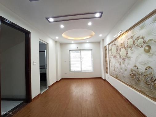 Nhà ngay gần đường Quang Trung gần đường ô tô xây độc lập 34m2 * 5 tầng đối diện HonDa Minh Thương