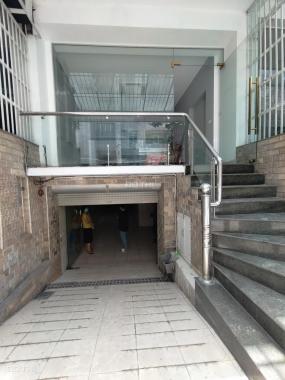 Cho thuê nhà đường Nguyễn Văn Lộc Hà Đông, HN 90m2, 5 tầng, 1 hầm, có TM siêu tốc. Giá 25 tr/th