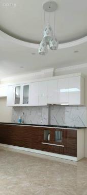 Bán nhà mặt phố Nhổn, 80m2x6T, vỉa hè kinh doanh đỉnh