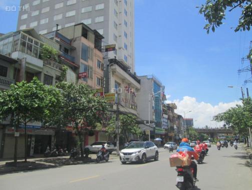 CC bán nhà mặt phố Minh Khai sầm uất gần Times City, MT rộng 7m, 32m2 chỉ 4,68 tỷ. LH 0989626116