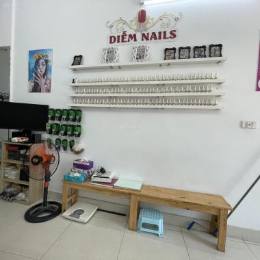 Sang nhượng cửa hàng nails giá rẻ ở Hà Nội
