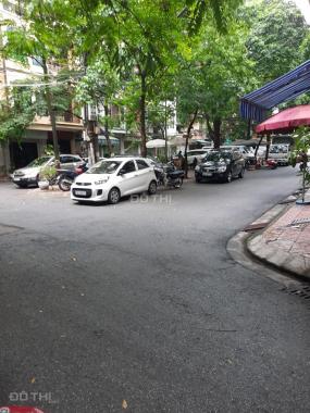 Bán nhà đường Hồng Hà, Ba Đình, gần phố cổ, ô tô vào nhà, kinh doanh