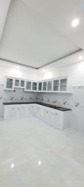 Bán nhà Gò Vấp, diện tích to, giá nhỏ, 68m2, tiện kinh doanh